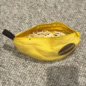 Bananagrams Yellow Pouch with Tiles